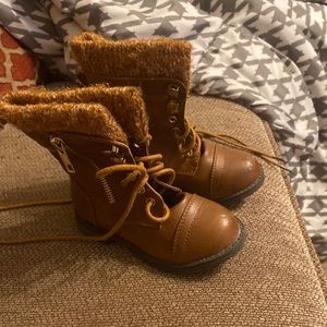 Toddler boots